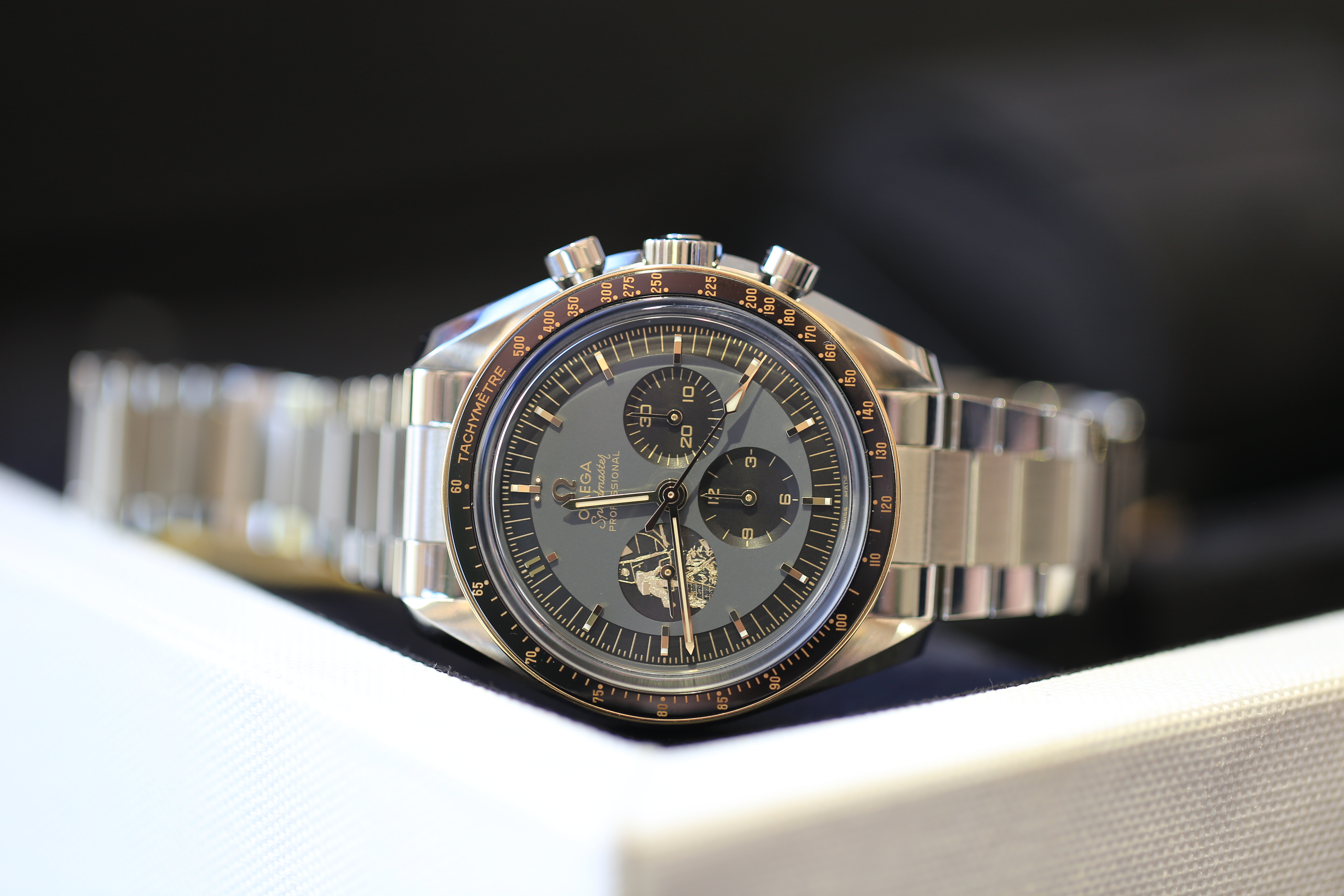 Prestatie land Electrificeren Swatch Group 2019 Release: The Omega Speedmaster Apollo 11 50th Anniversary  Limited Edition in Stainless Steel | WatchTime - USA's No.1 Watch Magazine
