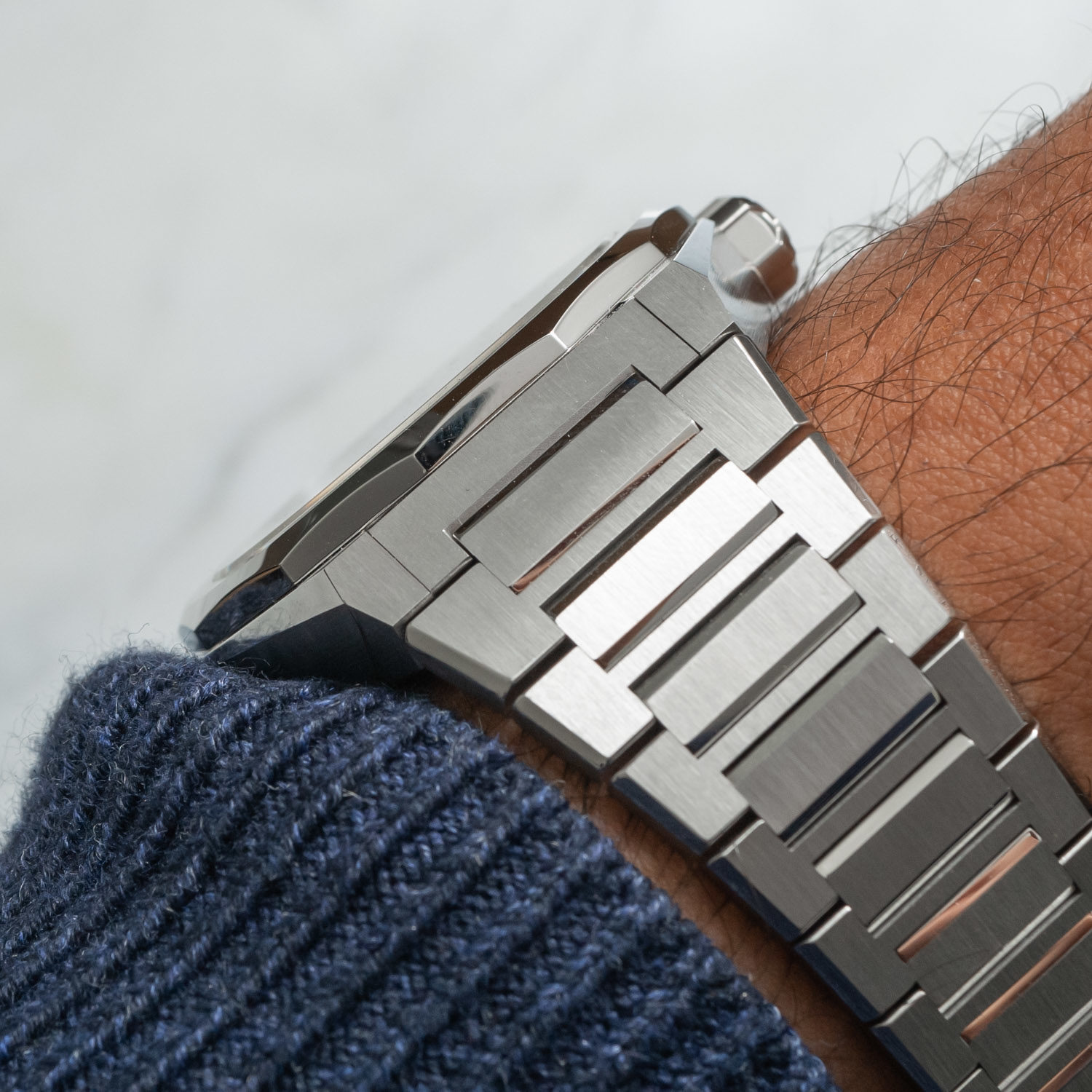 Hands on 36mm & 41mm Zenith Defy Skyline El Primero - Skeleton Integrated  bracelet watches 